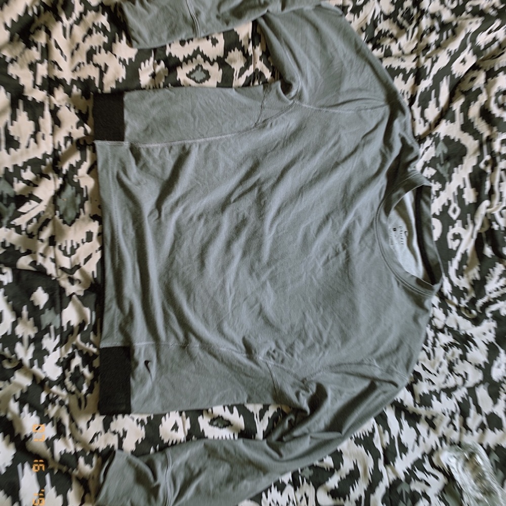 Nike sweater